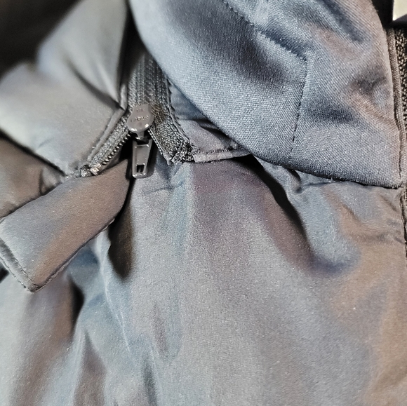 NWT BCBG MaxAzria Eco-Friendly Fill Water Resistant Light Jacket with Ho… - Picture 3 of 11